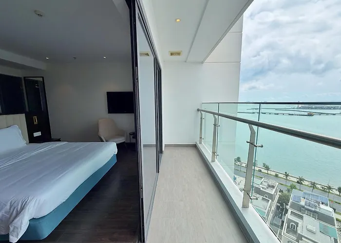 Sapphire S2 - Sea View Apartment